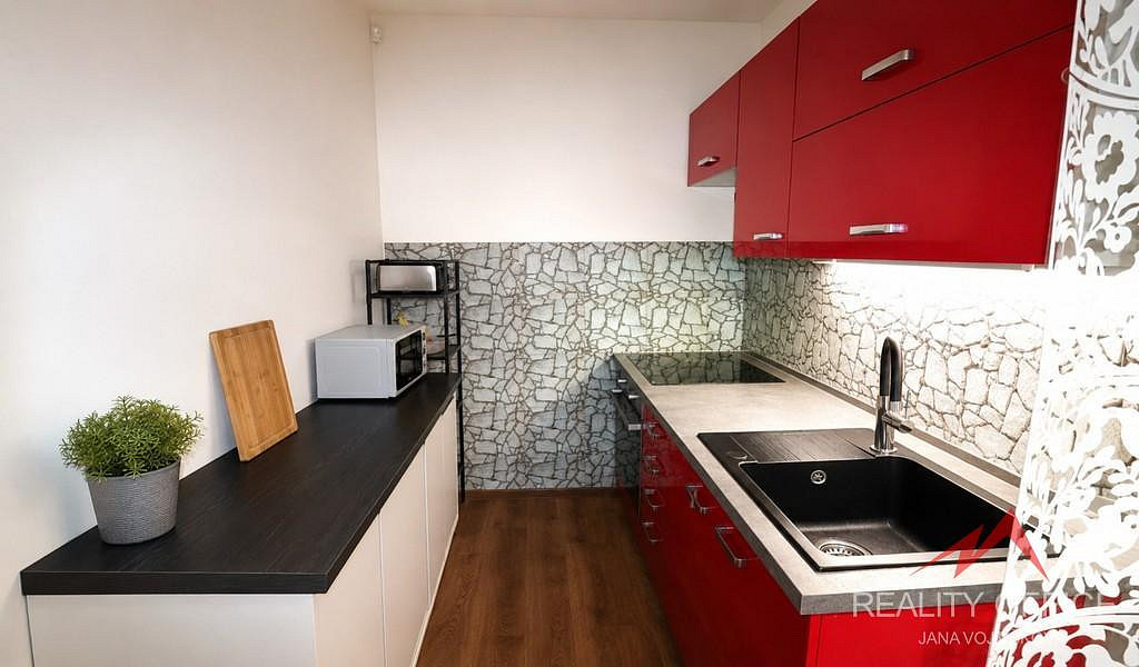 Prodej bytu 2+kk 39 m² — photo 3