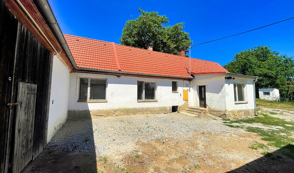 Prodej domu 100 m² s pozemkem 1 985 m², Králova Lhota – náhled fotky 3