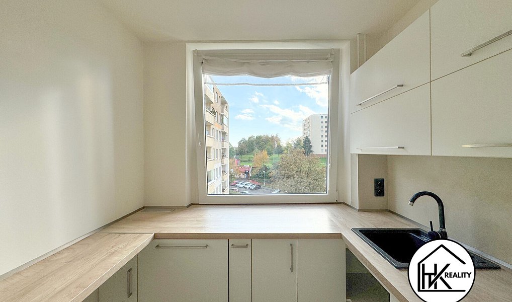 Pronájem bytu 3+1 71 m², Teplice – náhled fotky 3