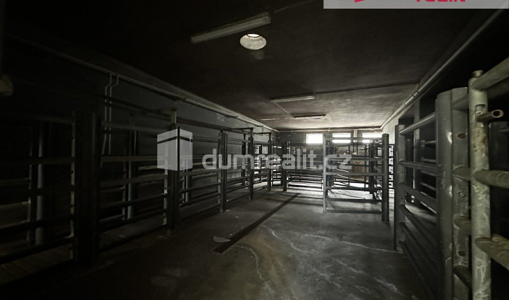 Prodej výrobních prostor 39 749 m², Vimperk – náhled fotky 17