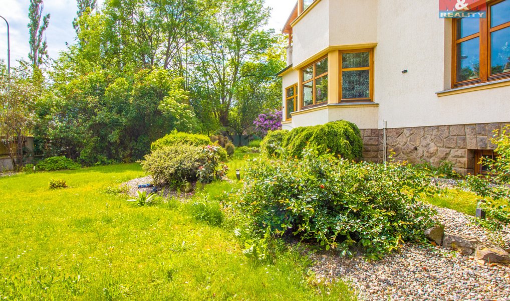 Prodej domu 250 m² s pozemkem 2 077 m², Nový Bor – náhled fotky 30