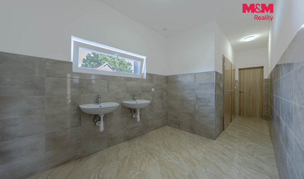 Pronájem domu 302 m² s pozemkem 421 m², Vrátno – náhled fotky 20