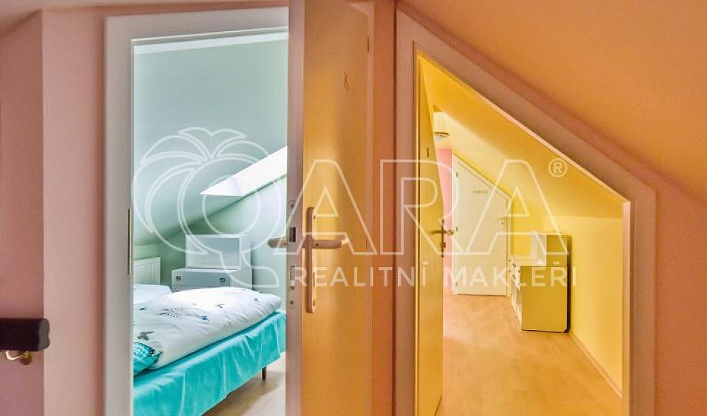 Prodej ubytovacího objektu 832 m², Hřensko – náhled fotky 52