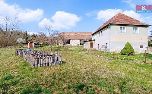 Prodej stavebního pozemku 2 658 m², Bitozeves - Tatinná, okres Louny