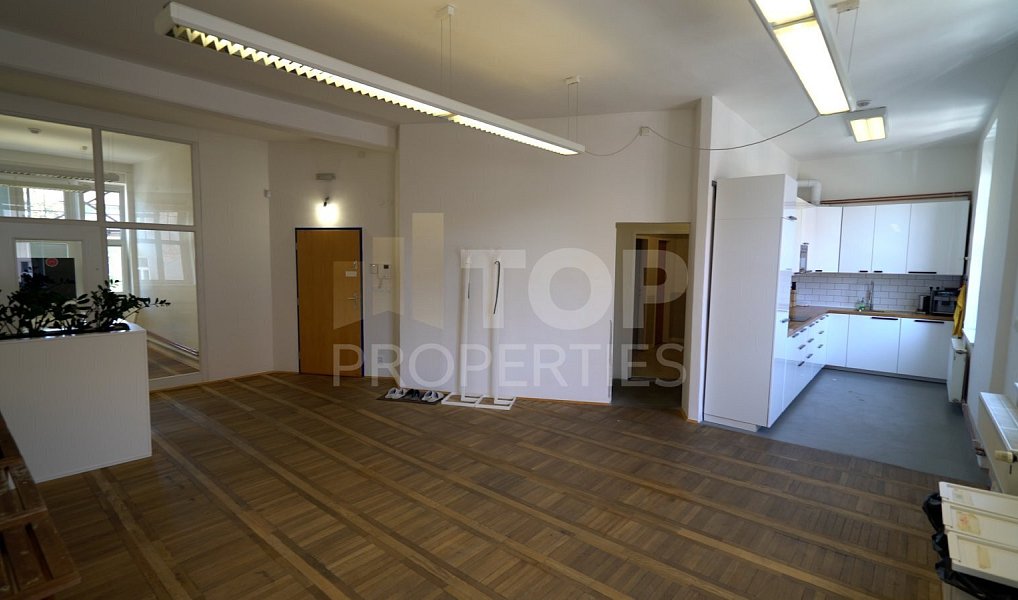 Pronájem kanceláře 368 m², Praha – náhled fotky 5