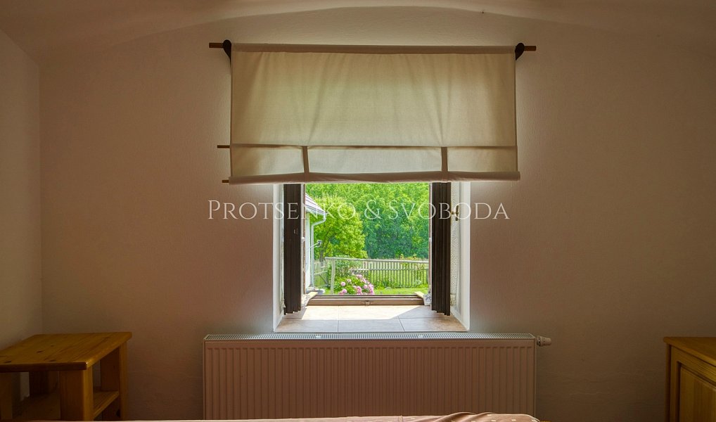 Prodej domu 275 m² s pozemkem 1 947 m², Horní Radouň – náhled fotky 17