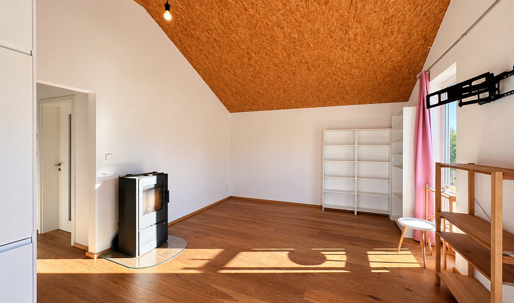 Prodej domu 58 m² s pozemkem 1 317 m², Libež – náhled fotky 8