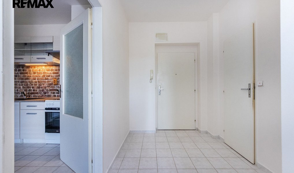 Prodej bytu 2+kk 42 m², Praha – náhled fotky 7