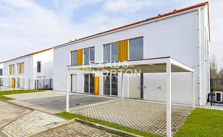 Prodej domu 194 m² s pozemkem 516 m², Svatojiřská, Velvary, okres Kladno