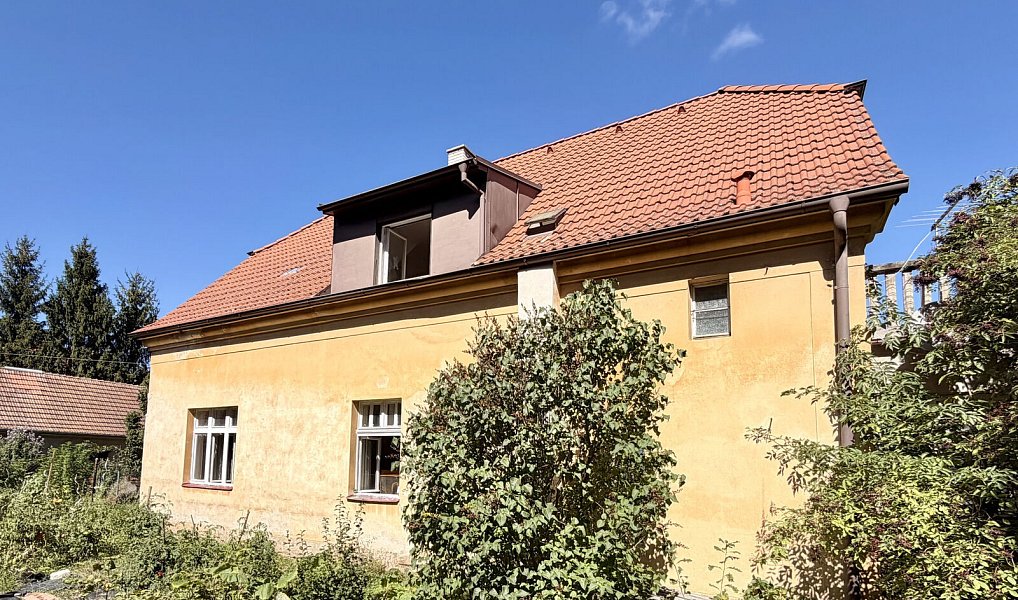 Prodej domu 131 m² s pozemkem 1 330 m², Řevnice – náhled fotky 2
