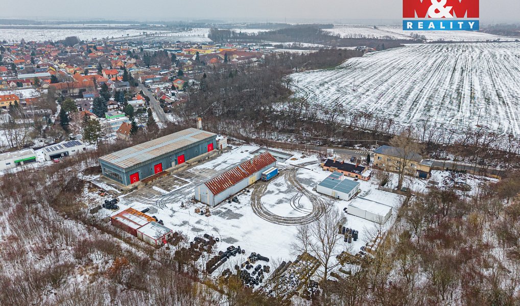 Pronájem skladovacích prostor 1 100 m², Veleň – náhled fotky 8