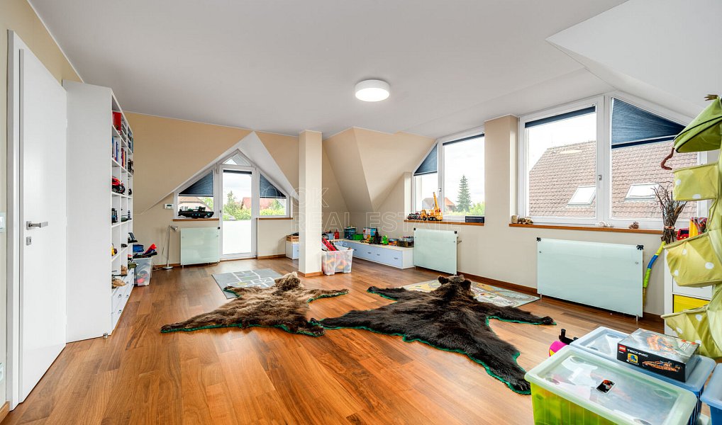 Prodej domu 546 m² s pozemkem 1 608 m², Zvole – náhled fotky 31