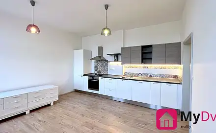 Pronájem bytu 2+kk 40 m², Lužická, Znojmo