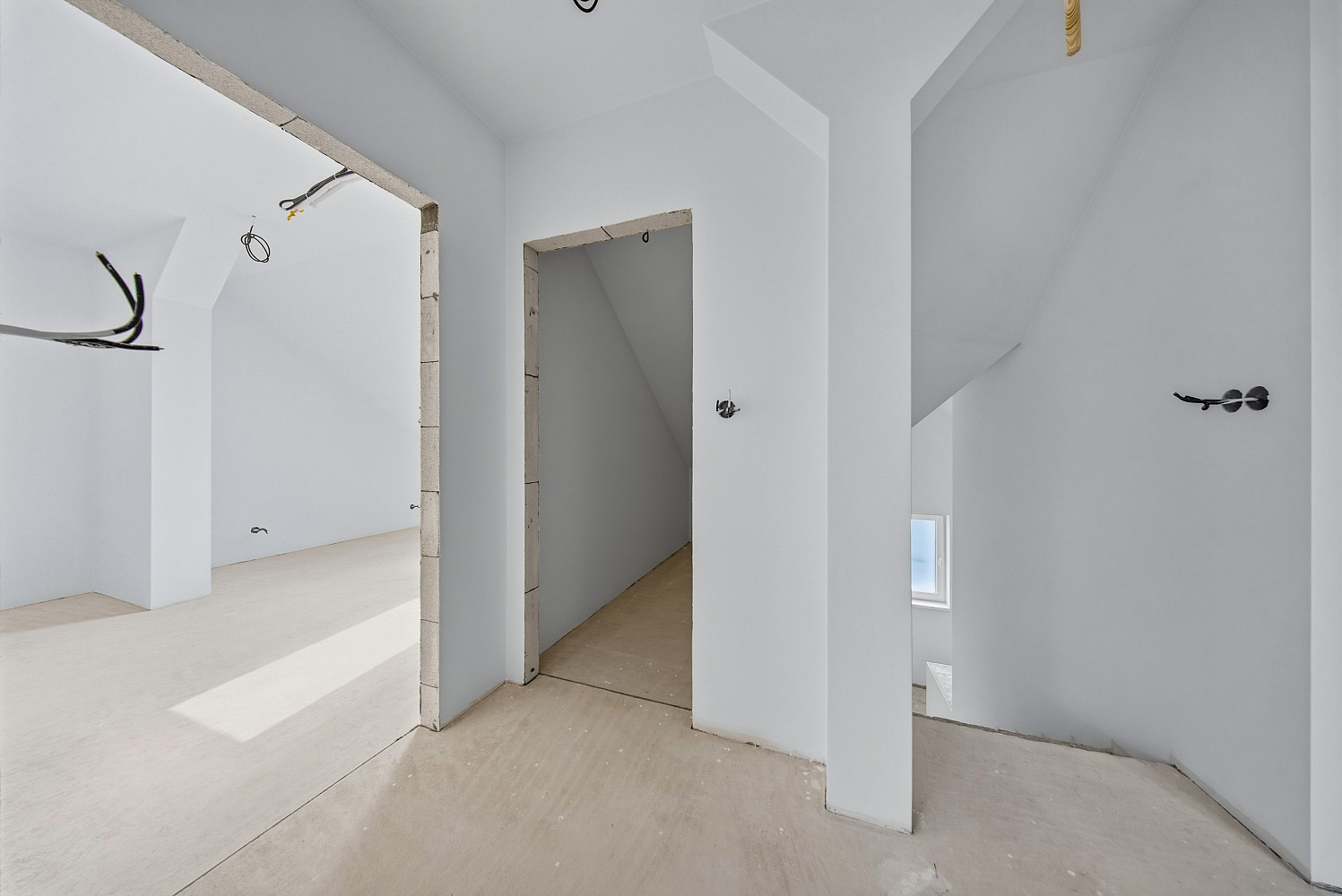 Prodej domu 241 m² s pozemkem 336 m² – fotografie 4