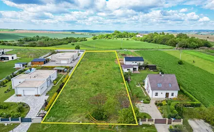 Prodej stavebního pozemku 3 347 m², Heršpice, okres Vyškov
