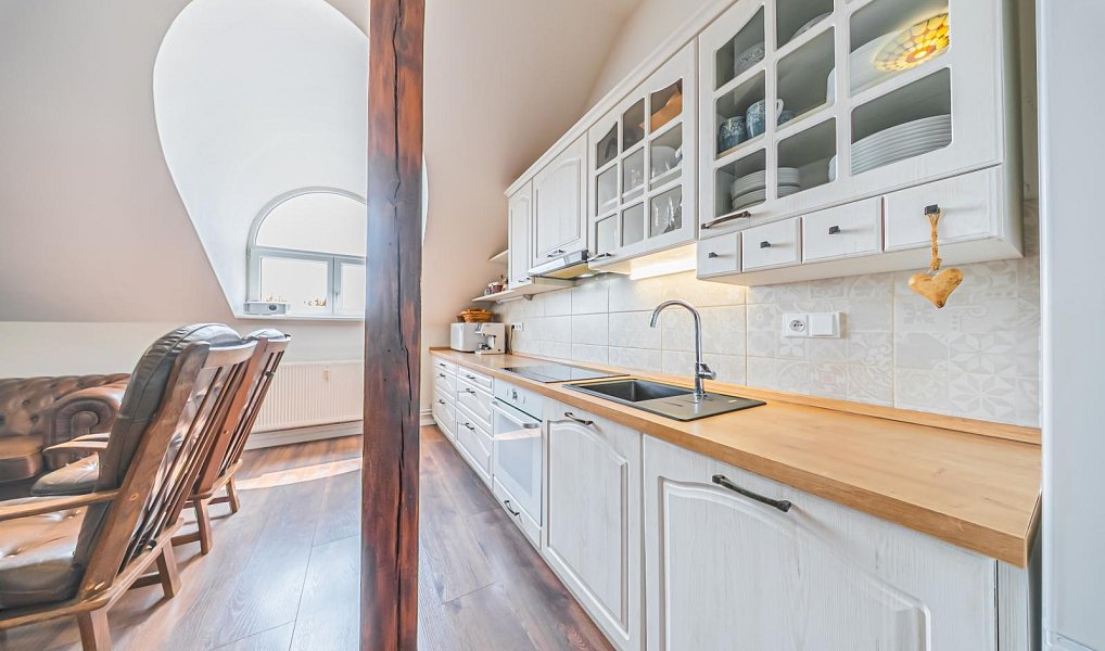 Prodej bytu 5+kk 117 m², Kladno – náhled fotky 2