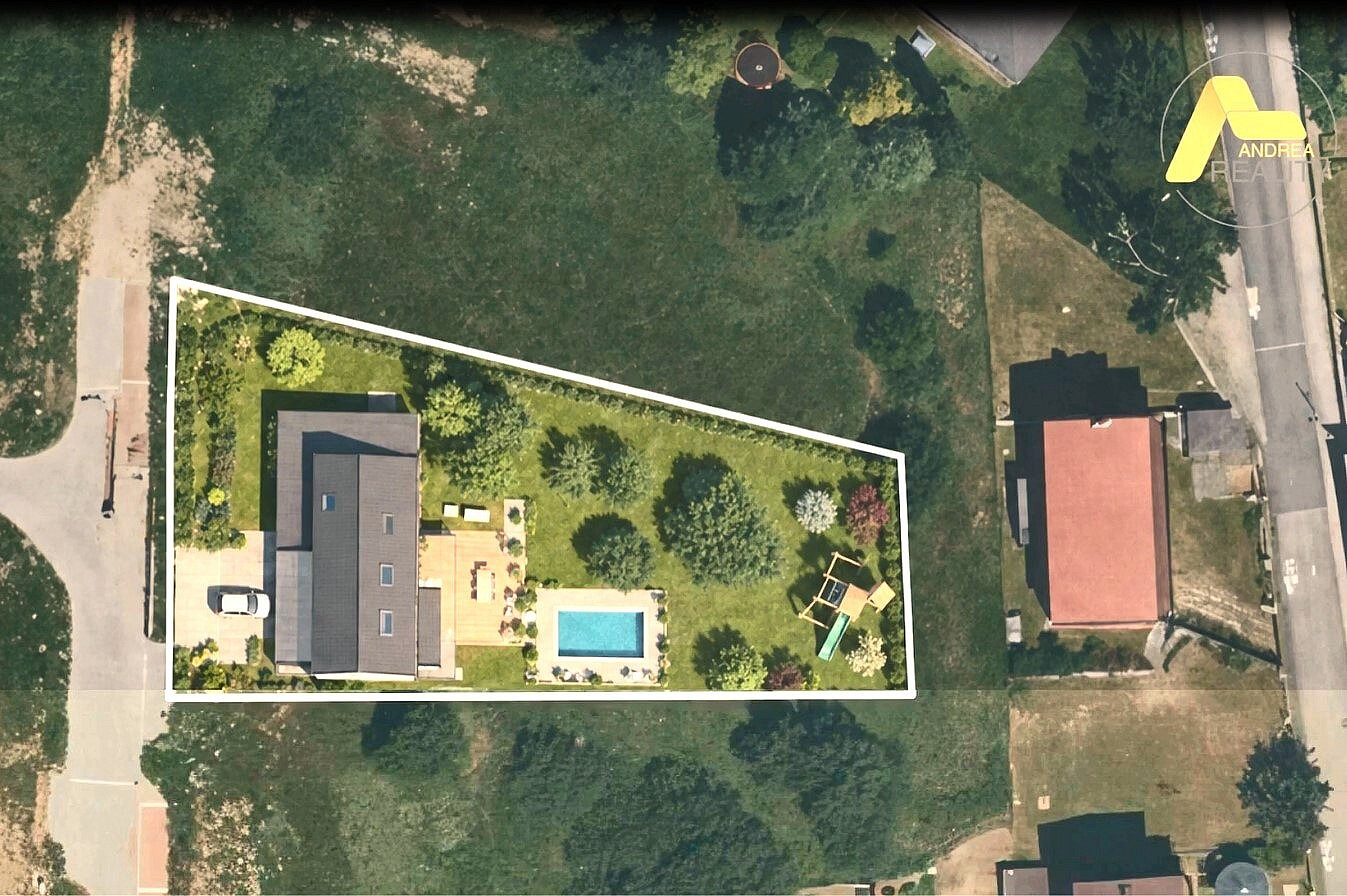 Prodej stavebního pozemku 1 454 m²