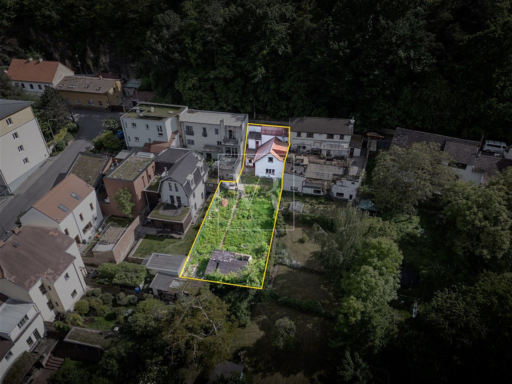 Prodej stavebního pozemku 440 m²