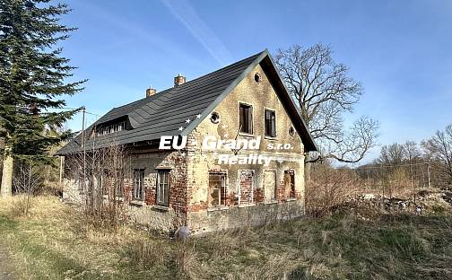 Prodej domu 173 m² s pozemkem 8 675 m², Staré Křečany - Valdek, okres Děčín