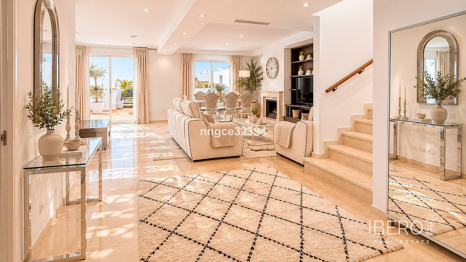 4+kk Apartment in Marbella, Nueva Andalucía - Vista 3