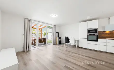 Pronájem bytu 4+kk 80 m², Na Chmelnici, Slaný - Kvíc, okres Kladno
