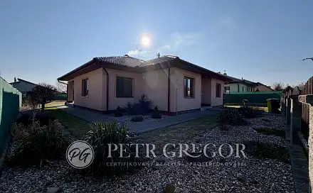 Prodej domu 133 m² s pozemkem 900 m², Starý Mateřov, okres Pardubice
