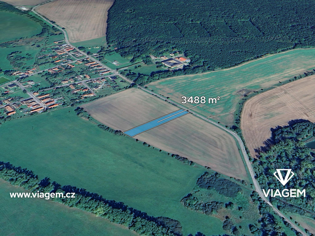 Prodej pole 1 744 m²