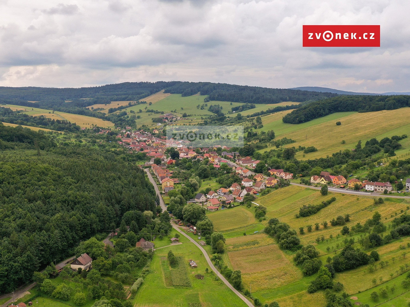 Prodej stavebního pozemku 1 841 m² – fotografie 4