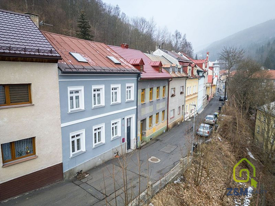 Prodej komerčního objektu (jiného typu) 150 m²