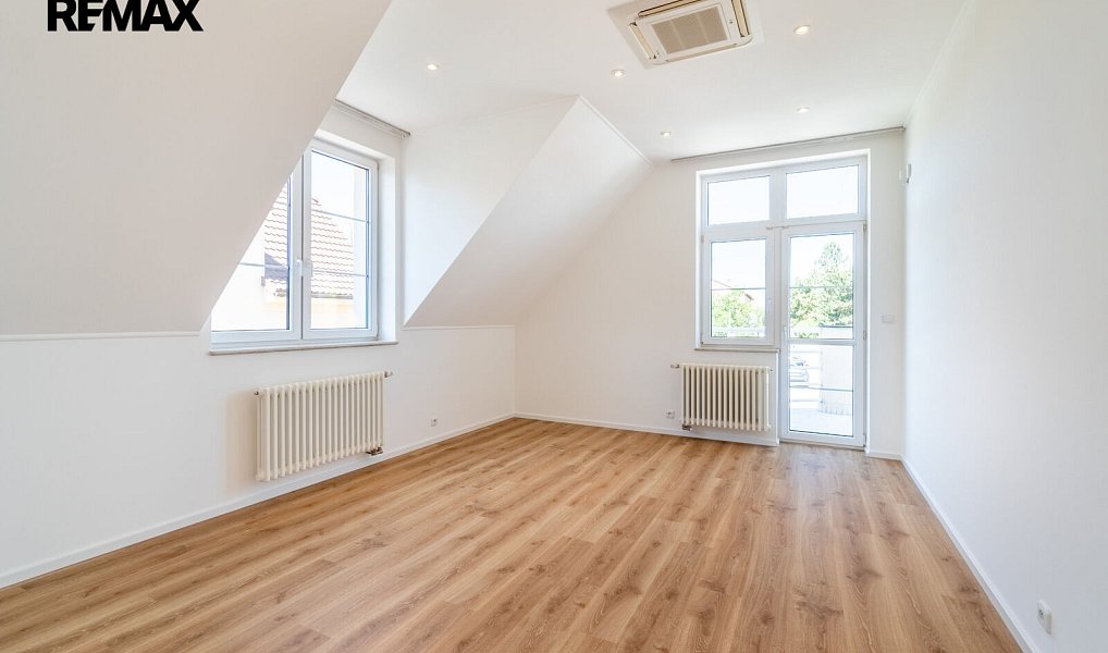 Prodej domu 507 m² s pozemkem 946 m², Praha – náhled fotky 30