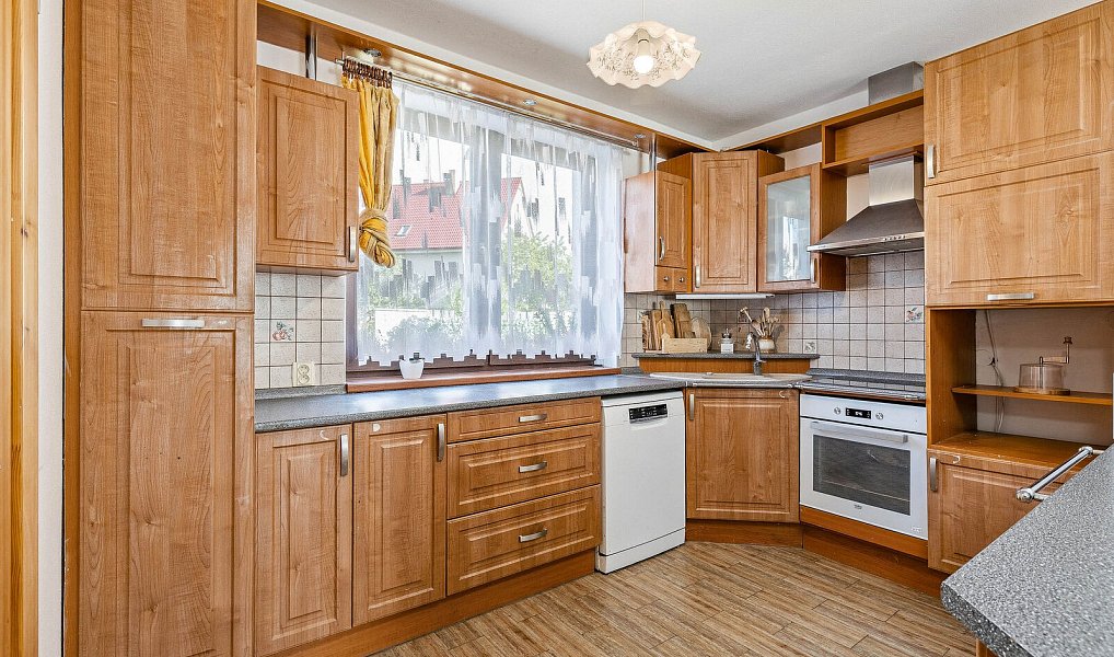 Prodej domu 212 m² s pozemkem 845 m², Záhoří – náhled fotky 11