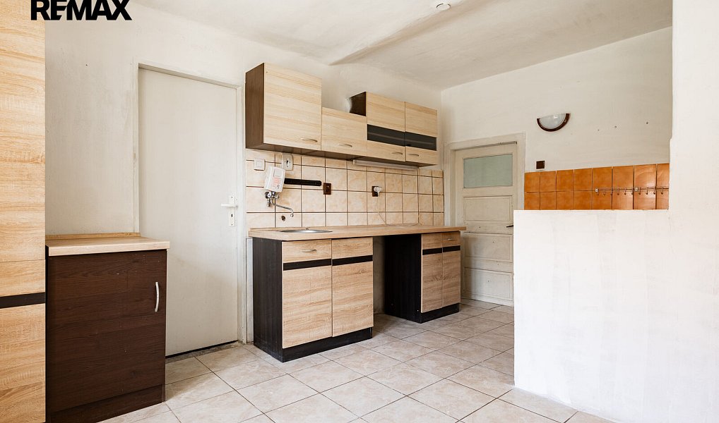Prodej zemědělského objektu 757 m², Dolní Bukovsko – náhled fotky 10