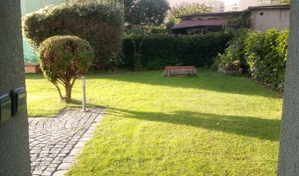 Pronájem bytu 1+kk 25 m², Praha – náhled fotky 4