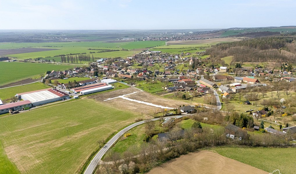Prodej stavebního pozemku 1 420 m², Žerčice – náhled fotky 21