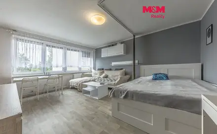 Prodej bytu 3+1 74 m², Dykova, Mělník