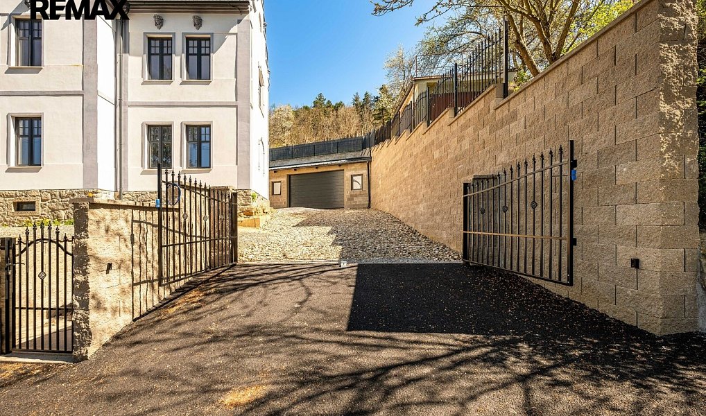 Prodej domu 550 m² s pozemkem 1 119 m², Volyně – náhled fotky 34