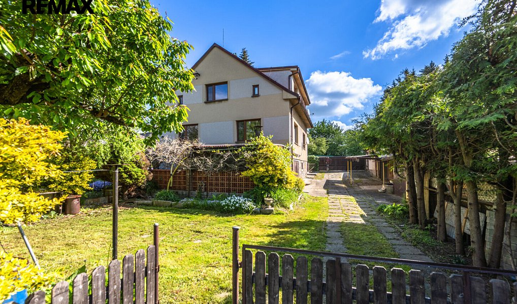 Prodej domu 182 m² s pozemkem 957 m², Kamenice – náhled fotky 21
