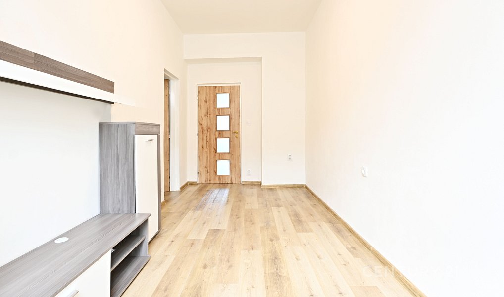 Prodej bytu 2+1 43 m², Trmice – náhled fotky 8