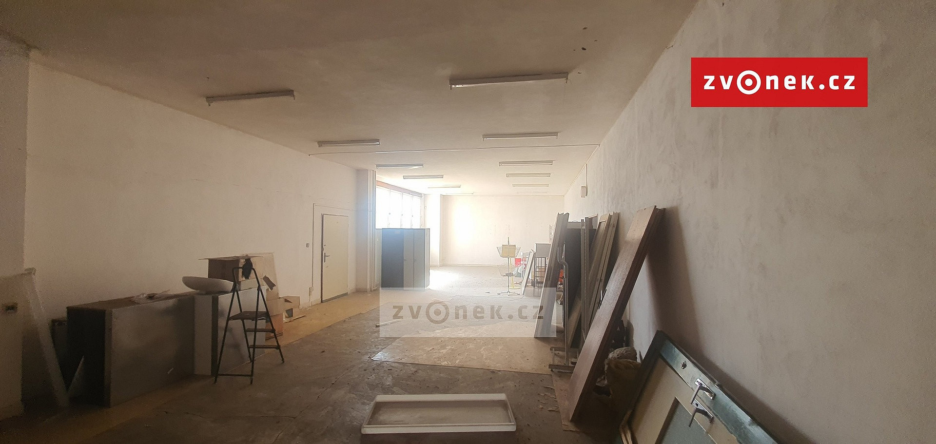 Pronájem obchodních prostor 155 m² – fotografie 4