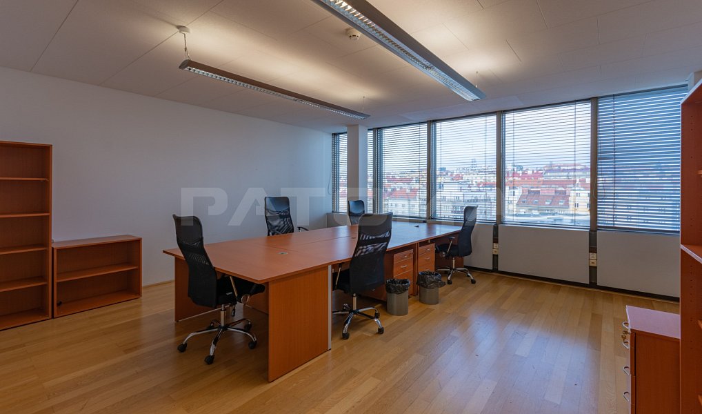 Pronájem kanceláře 530 m², Praha – náhled fotky 7