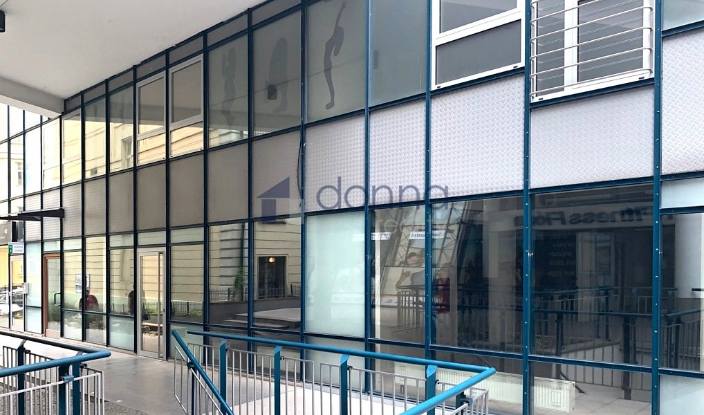 Pronájem obchodních prostor 257 m², Praha – náhled fotky 2
