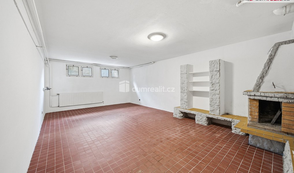 Prodej domu 280 m² s pozemkem 262 m², Břeclav – náhled fotky 17