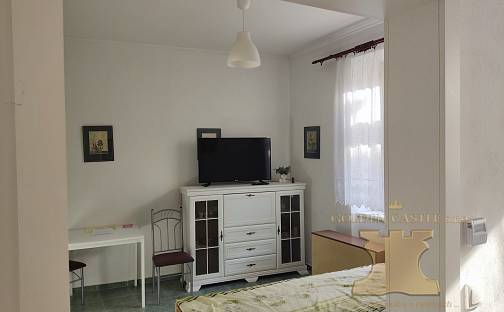 Pronájem bytu 2+kk 36 m², nám. 7. května, Sedlec-Prčice - Sedlec, okres Příbram