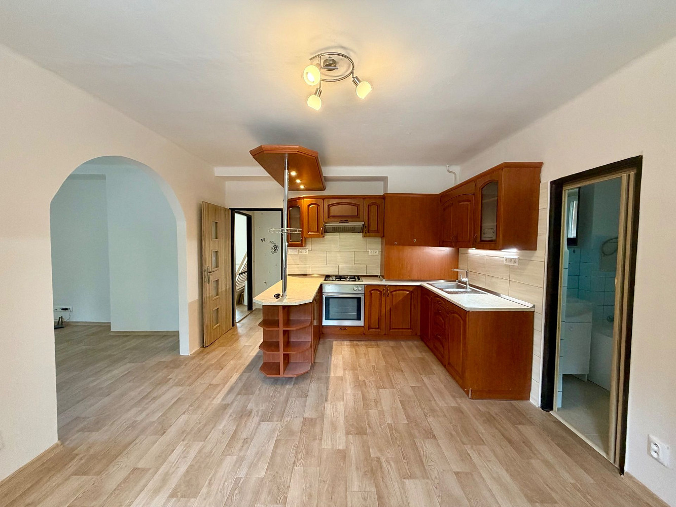 Pronájem bytu 3+1 80 m² – fotografie 4
