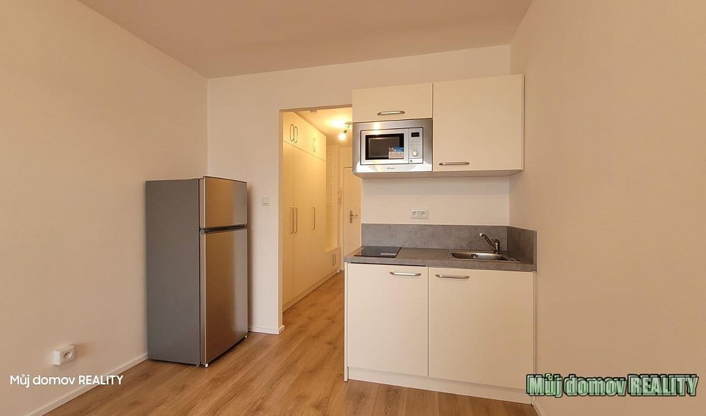Pronájem bytu 1+kk 22 m², Praha – náhled fotky 19