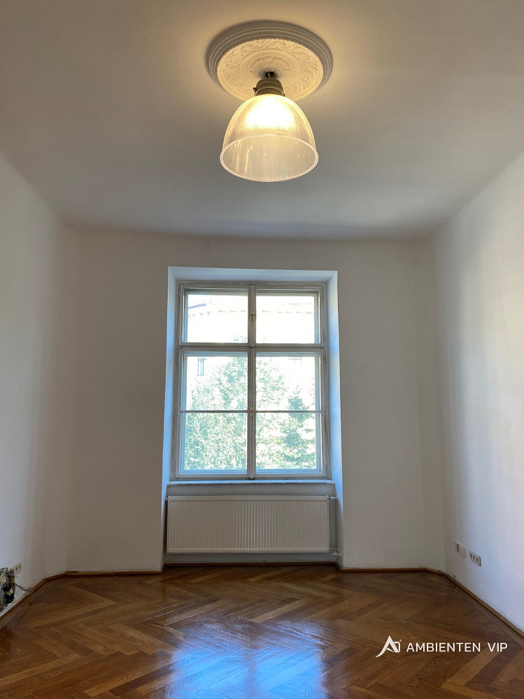 Pronájem kanceláře 174 m² – fotografie 5