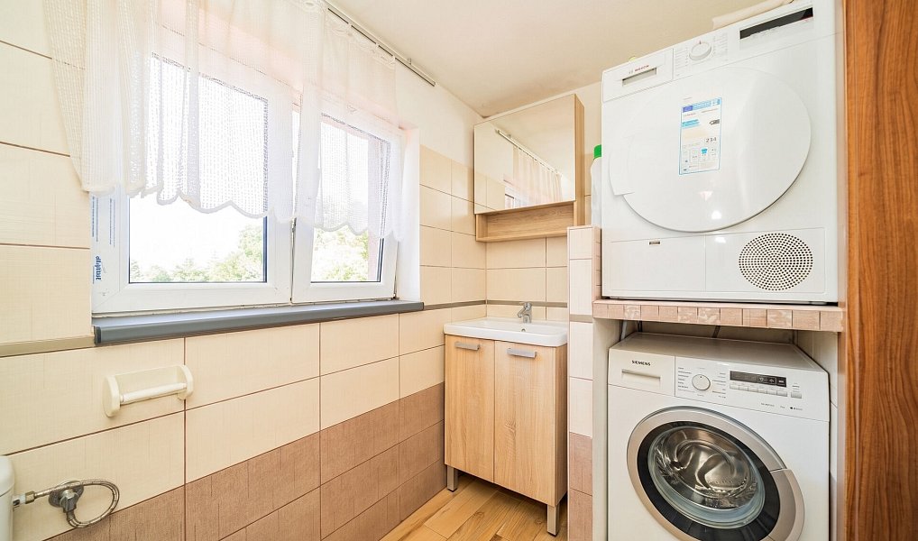 Prodej domu 130 m² s pozemkem 1 444 m², Žáky – náhled fotky 31