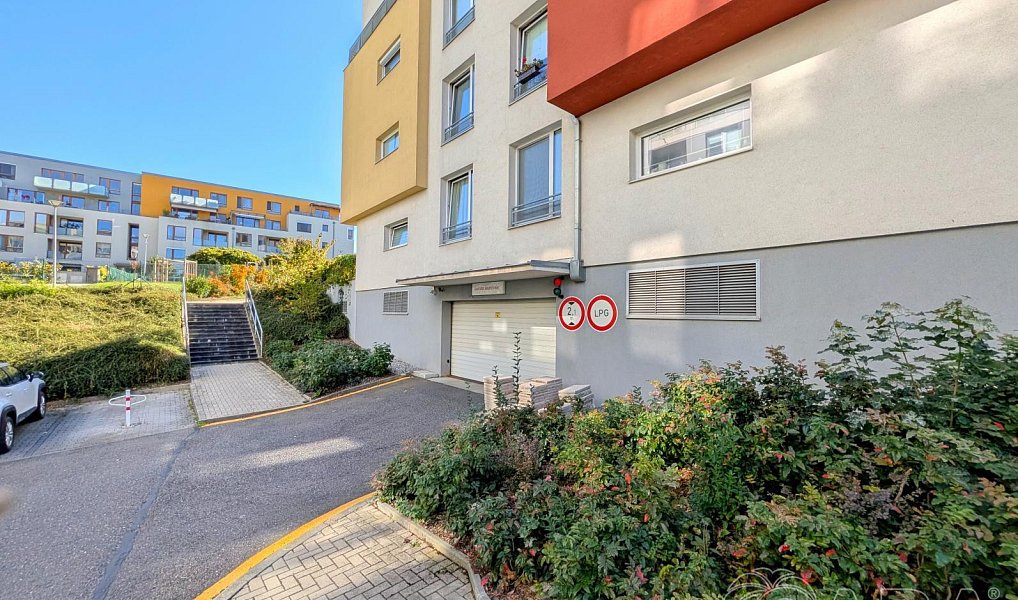 Prodej bytu 2+kk 55 m², Praha – náhled fotky 18