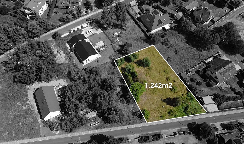 Prodej stavebního pozemku 1 242 m², Karlovy Vary – náhled fotky 3