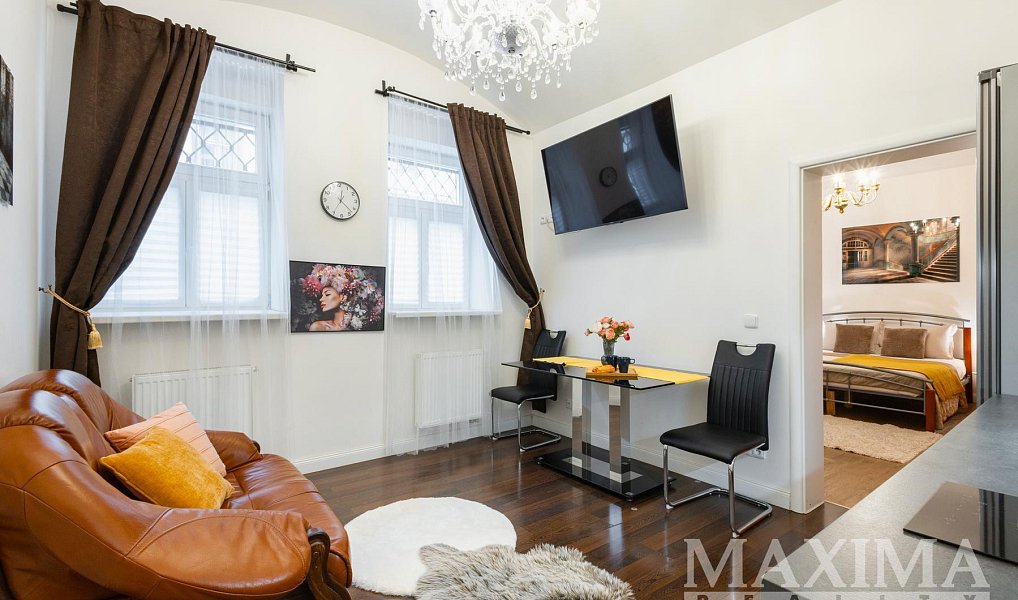 Prodej bytu 2+kk 40 m², Praha – fotka 1 z 18